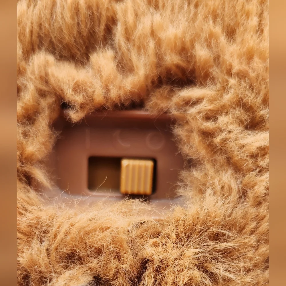 FurReal Cubby, the Curious Bear Interactive Plush Toy!! - Picture 5 of 9